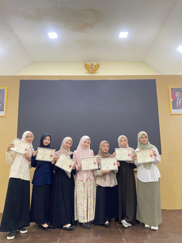 Tak Hanya Mahir Ilmu Agama, 17 Mahasantri Khatamun Nabiyyin Sukses Taklukkan Ujian Kompetensi Akuntansi Accurate