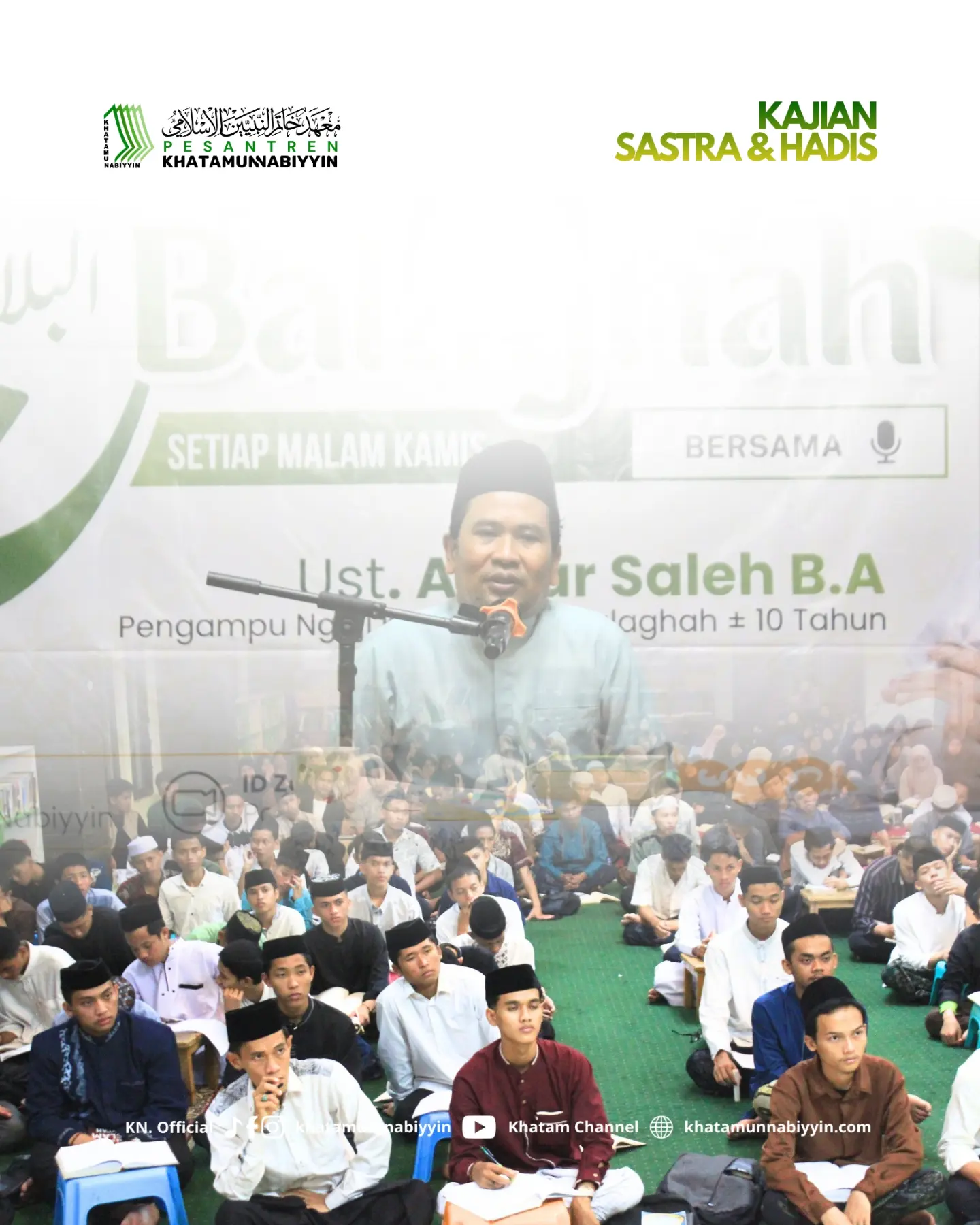 Kajian rutin metode bandongan kitab kuning di Pesantren Khatamun Nabiyyin Jakarta